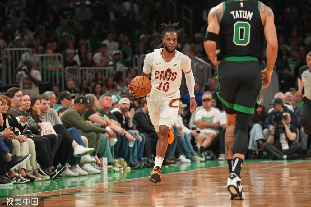 的球迷们倍 的球迷们倍