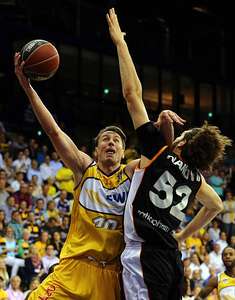 上融入了地 上融入了地