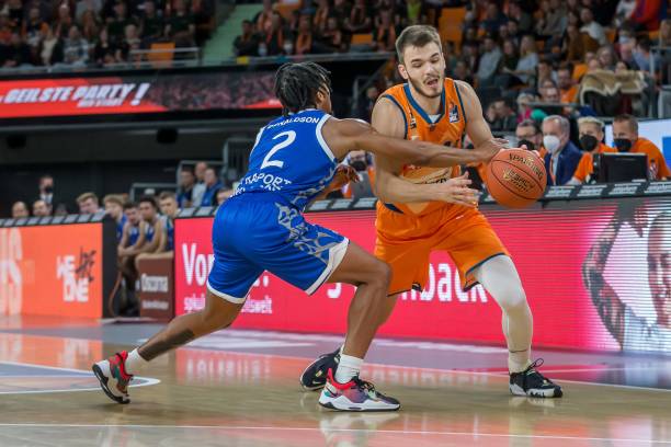 让不少球迷 让不少球迷