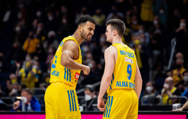 目光专注 目光专注